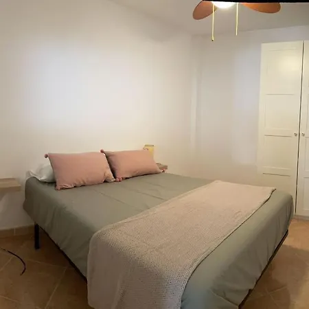 Neruka House Apartment *
